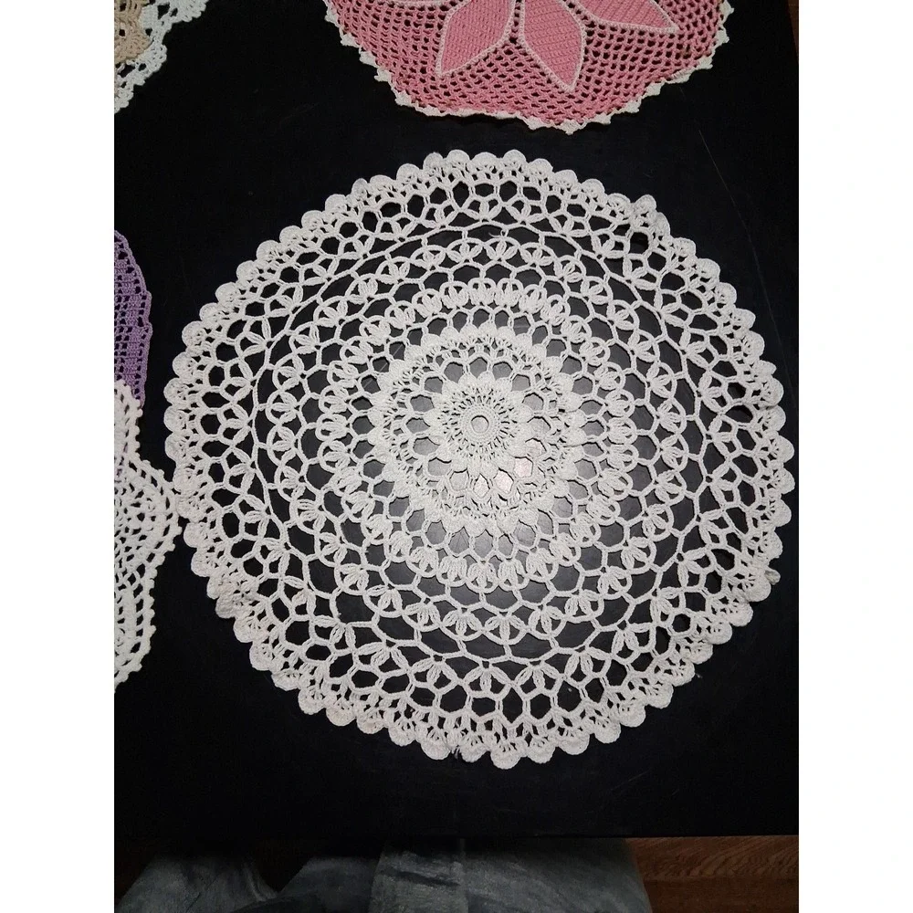 Lot Of 7 Vintage Crochet Handmade. Colorful!  Beautiful! - Picture 2 of 16